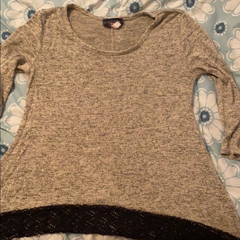 Tan 3/4 sleeve shirt